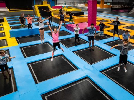 MAXXimaler Trampolin- und Kletterspaß!