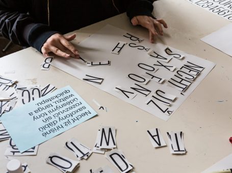 Detektiv*innen im Ozean der Sprachen