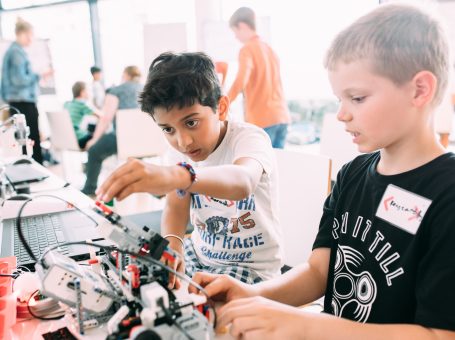 Coding & Making – Kostenfreie Ferienworkshops