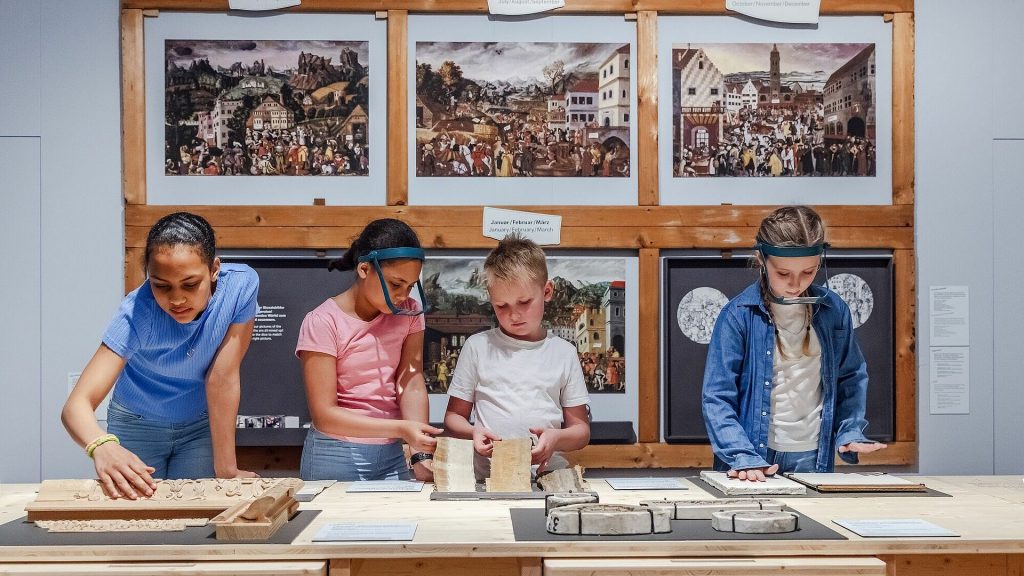 Drop-In-Angebot „Mach Dir Dein eigenes Bild!”